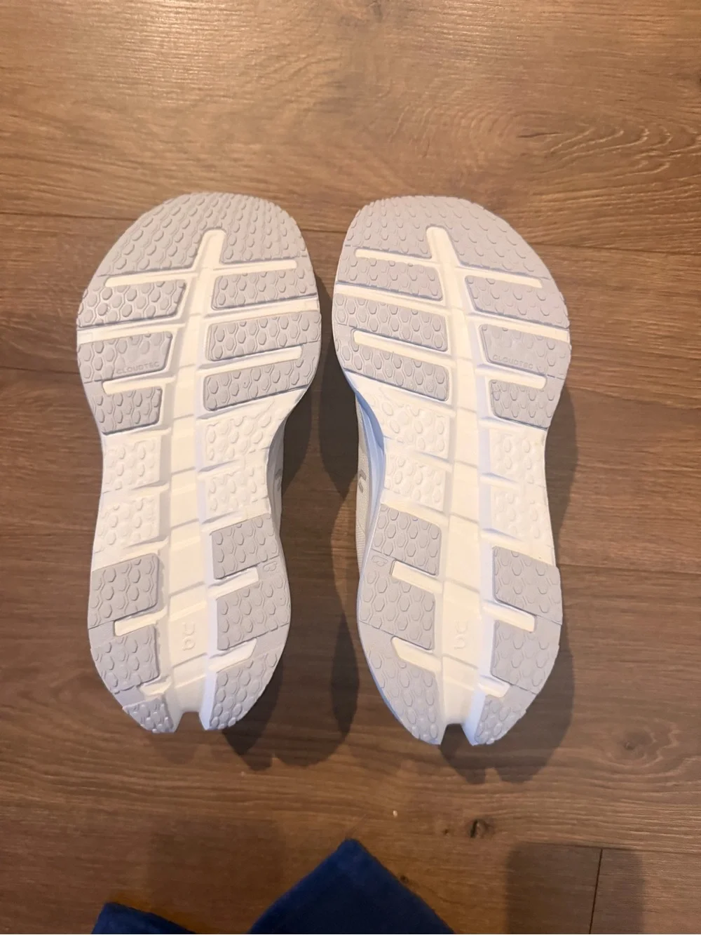On Running White Women's Cloudswift Athletic Sneakers